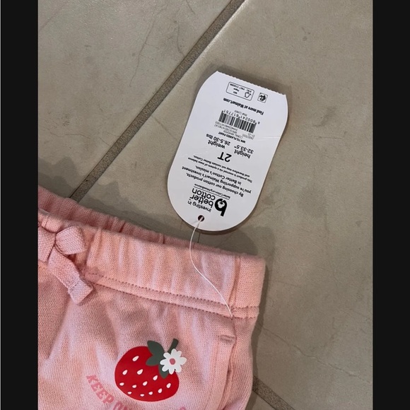 NWT girls sweatpants 2T strawberries 1568 - Picture 3 of 4
